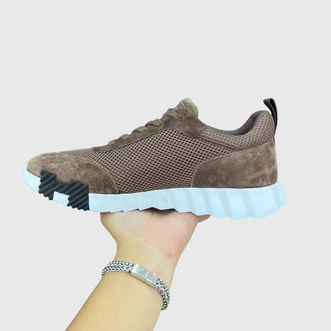Bouncing Sneaker Women Shoes - 24HEARTZ