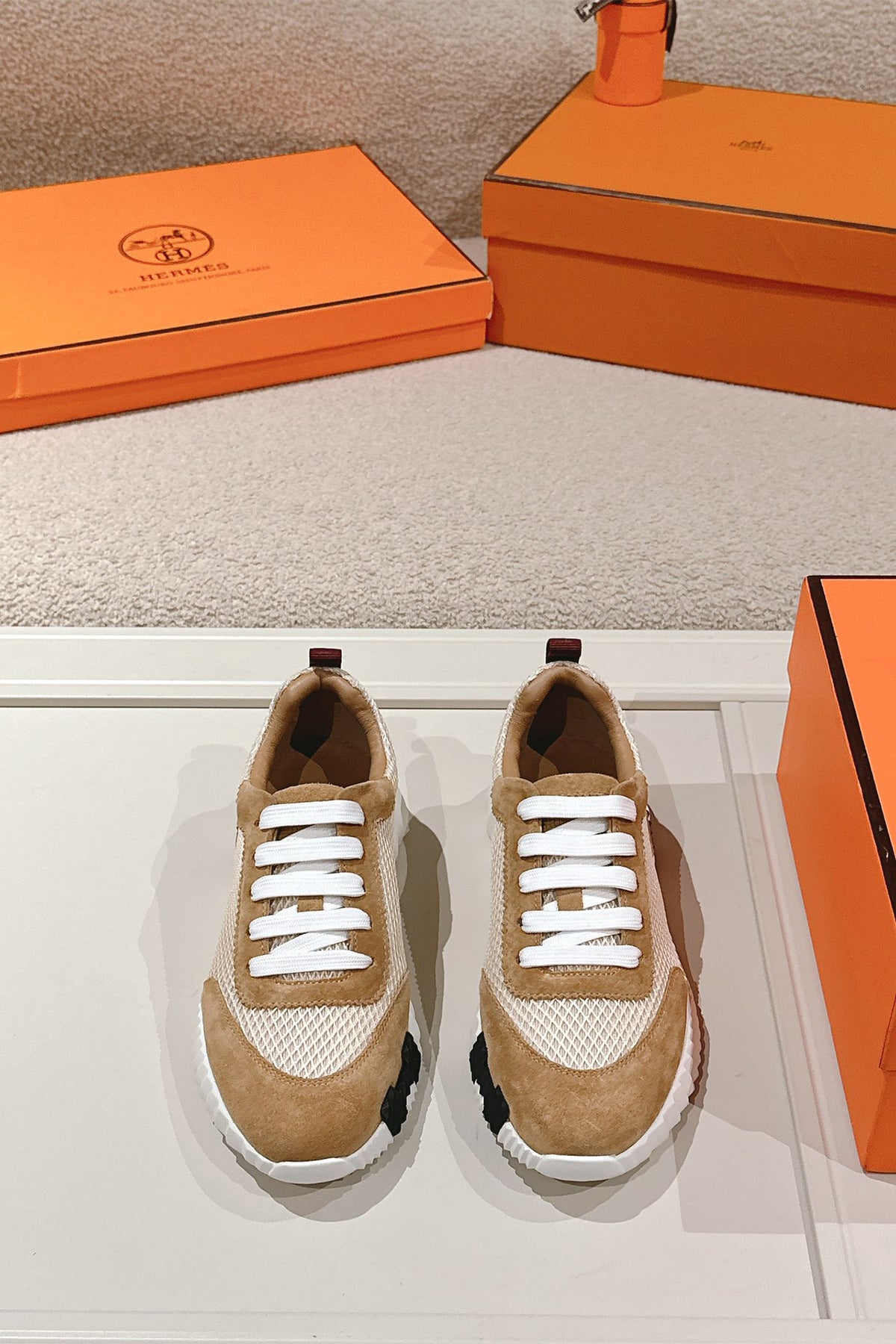 Bouncing Sneaker Women Shoes - 24HEARTZ