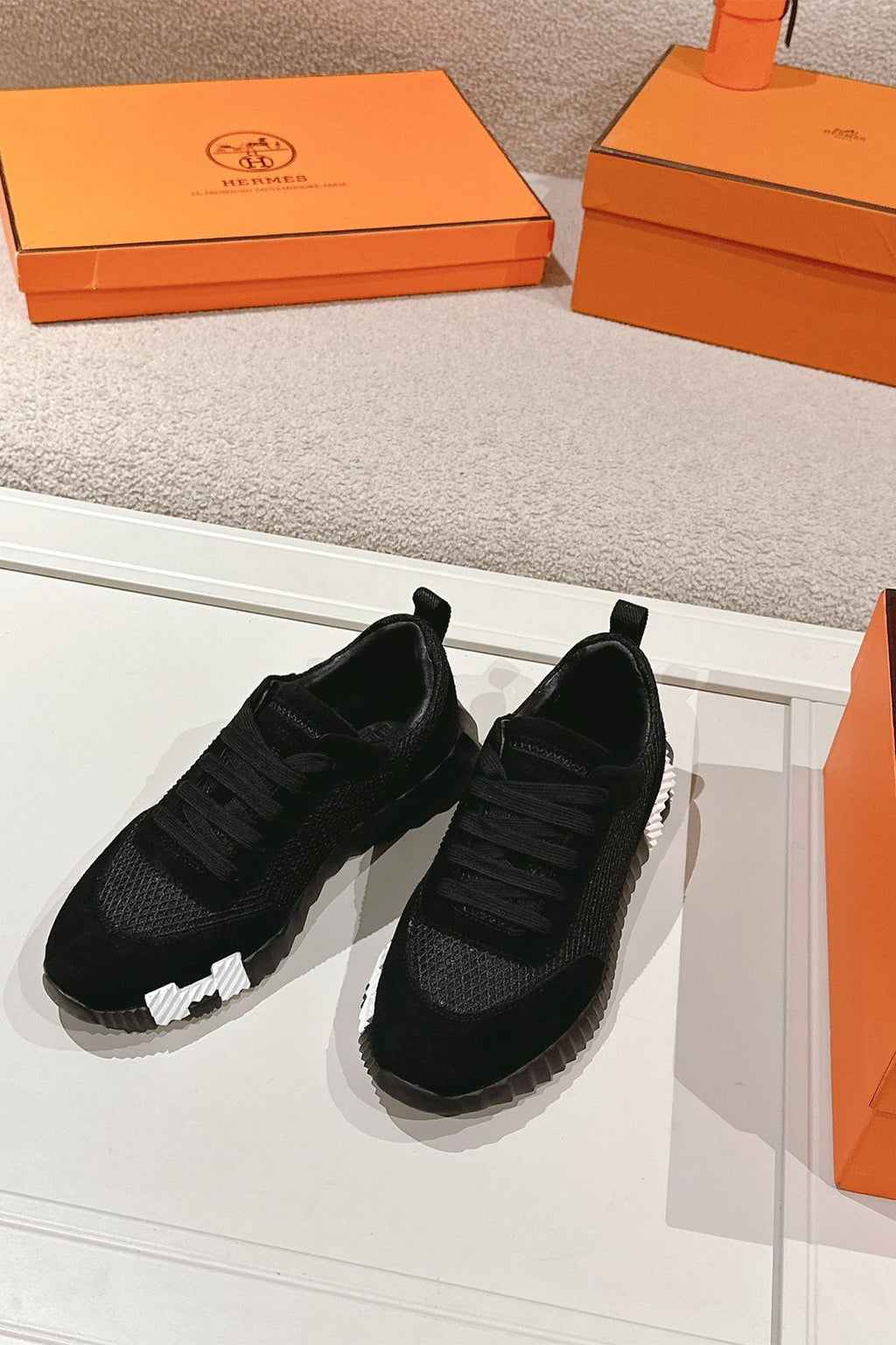 Bouncing Sneaker Women Shoes - 24HEARTZ