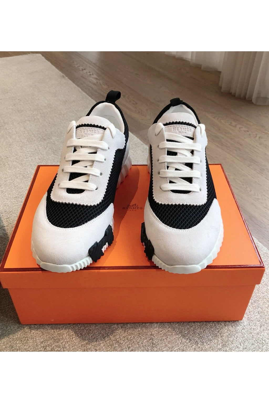 Bouncing Sneaker Women Shoes - 24HEARTZ