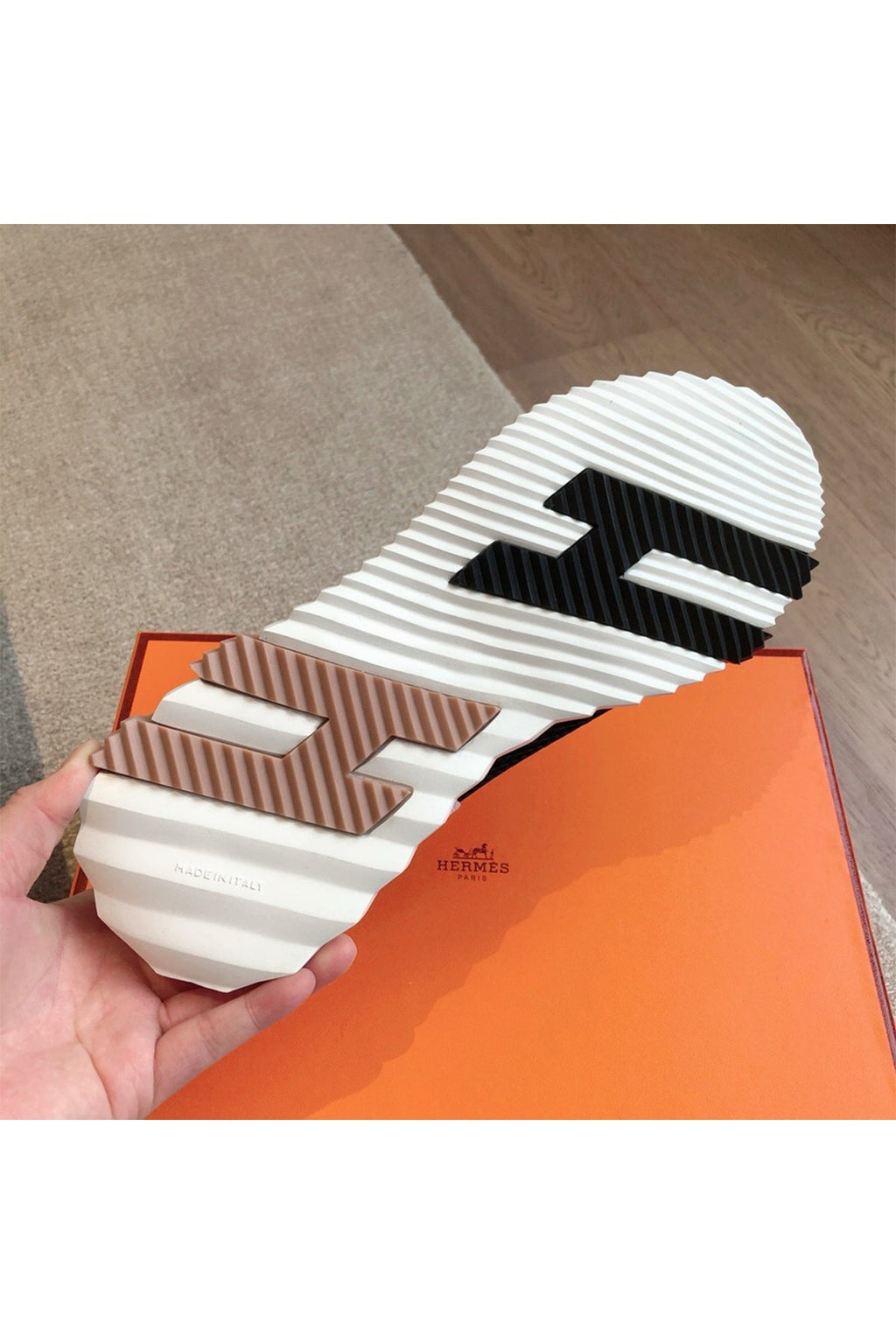 Bouncing Sneaker Women Shoes - 24HEARTZ