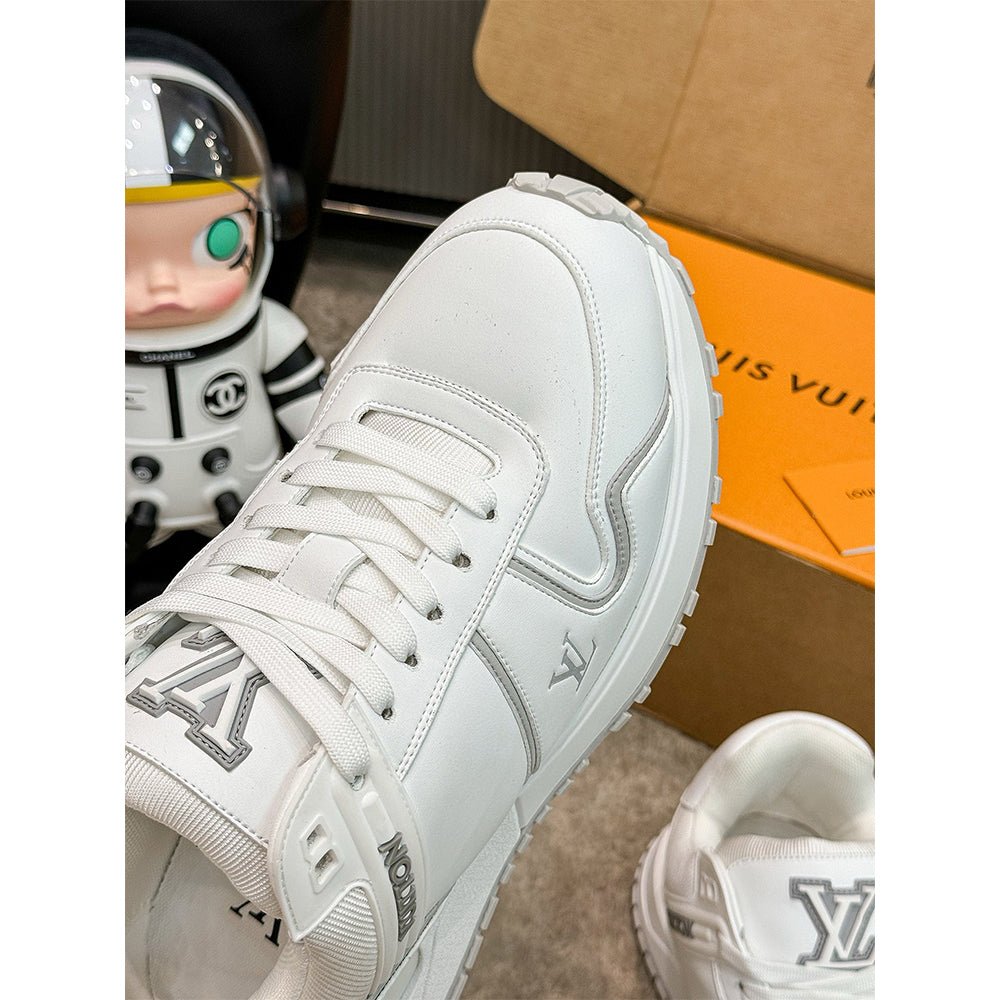 Runaway Sneaker Women Shoes - 24HEARTZ