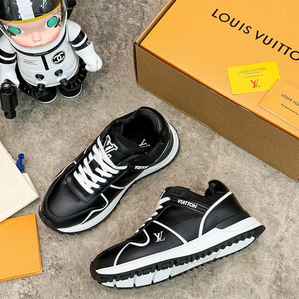 Runaway Sneaker Women Shoes - 24HEARTZ