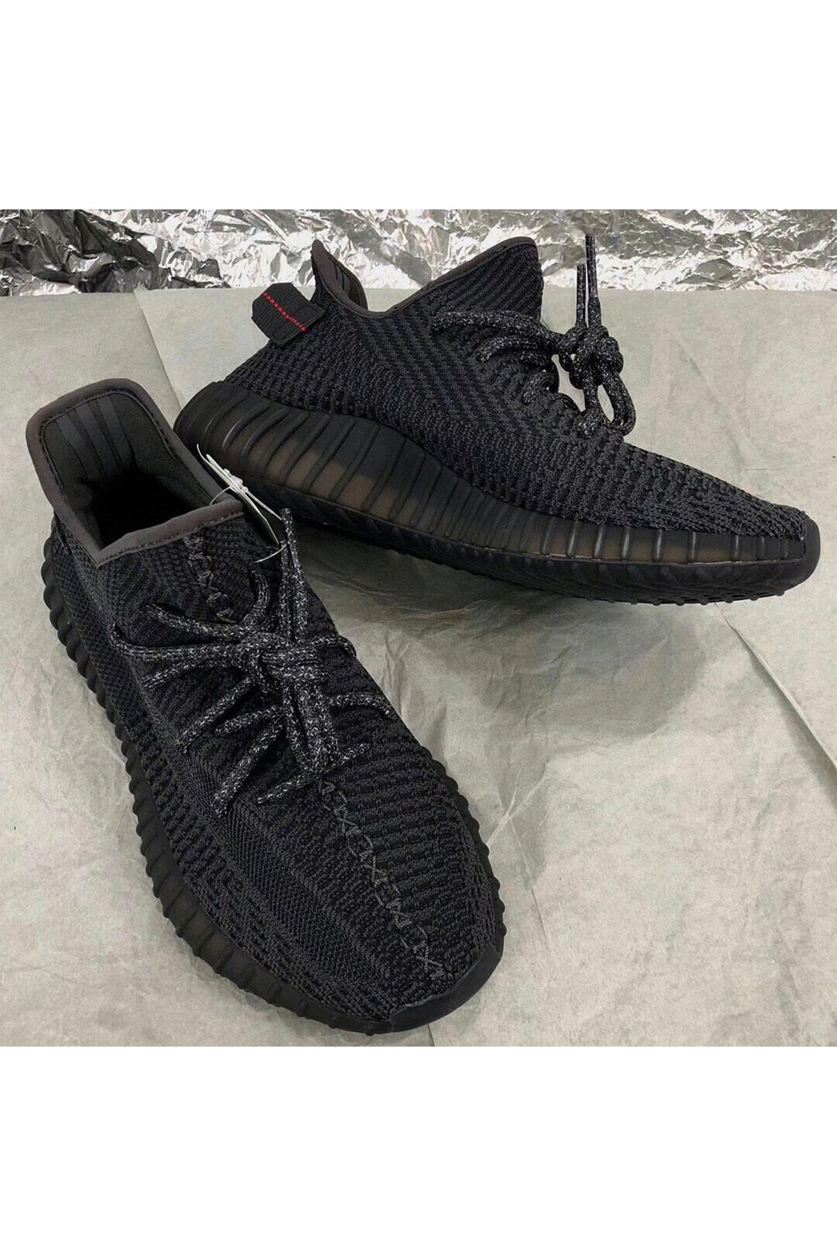 Yeezy 350 Women Shoes - 24HEARTZ