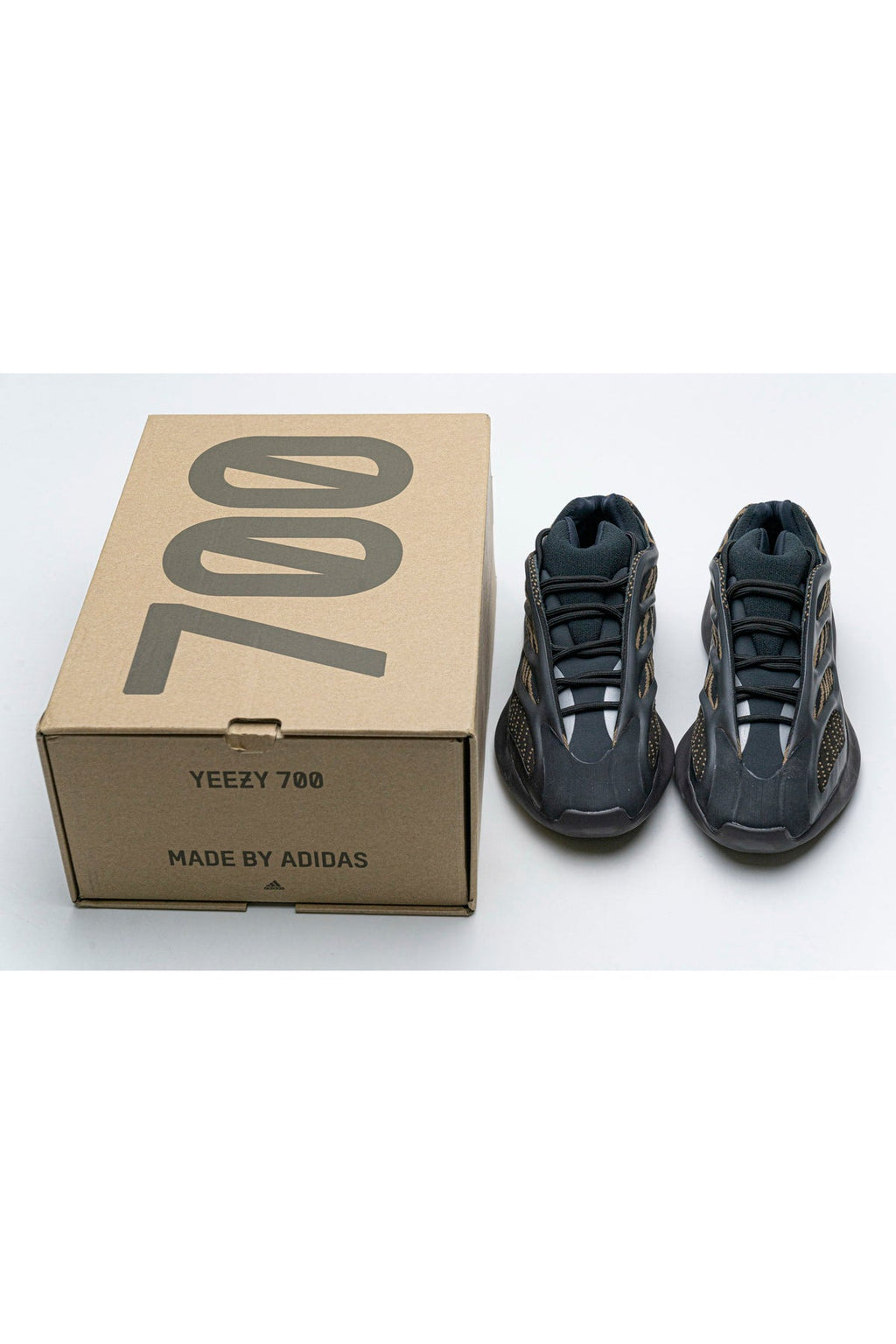 Yeezy 700 Women Shoes - 24HEARTZ